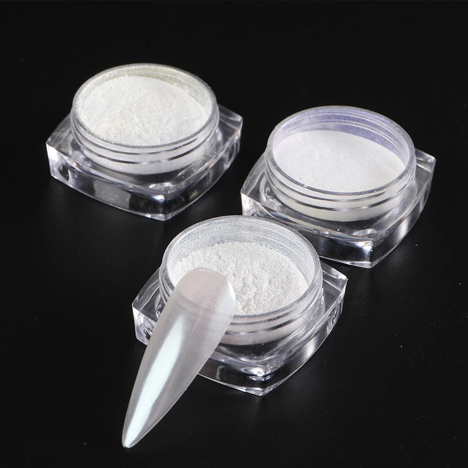 Moonlight Pearl White Nail Powder – Aurora Shell Mirror Chrome Pigment for Manicure